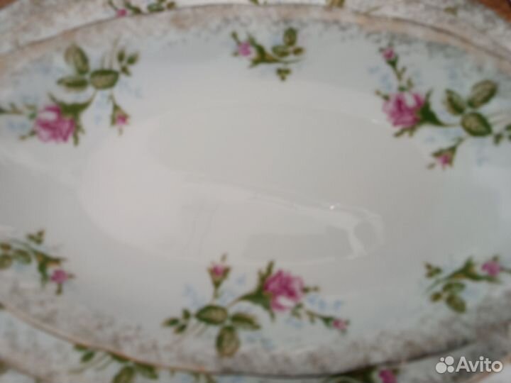 Столовый сервиз 