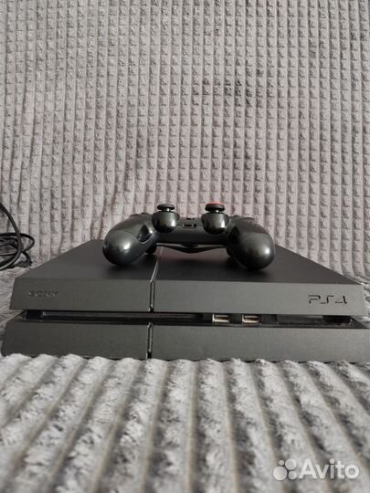 Sony PS4 1 TB прошитая 9.00