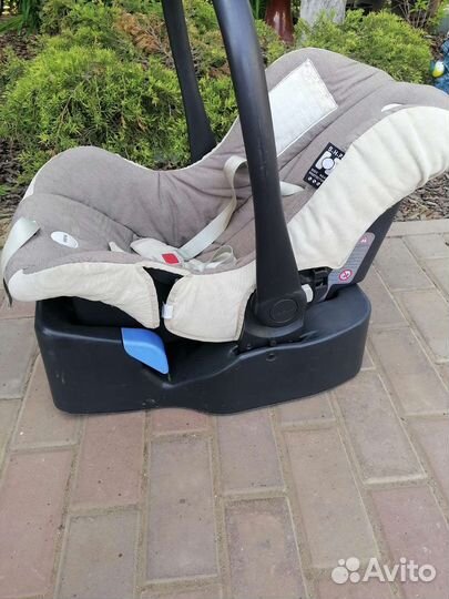 Автокресло с базой Inglesina