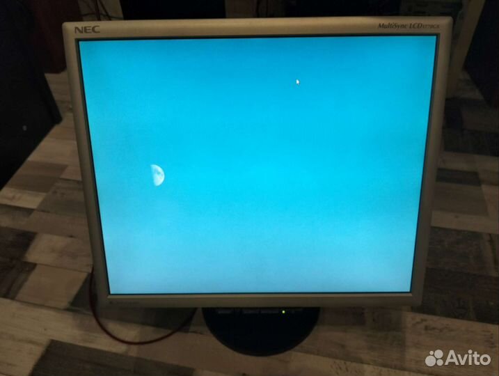 Монитор NEC