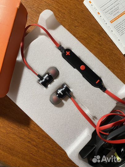 Беспроводные наушники