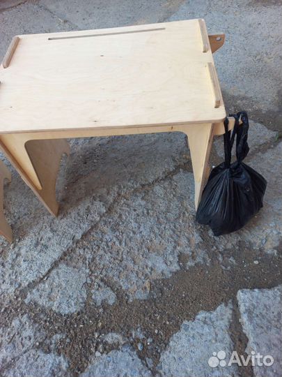 Детский стол