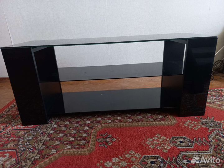 Тумба под телевизор