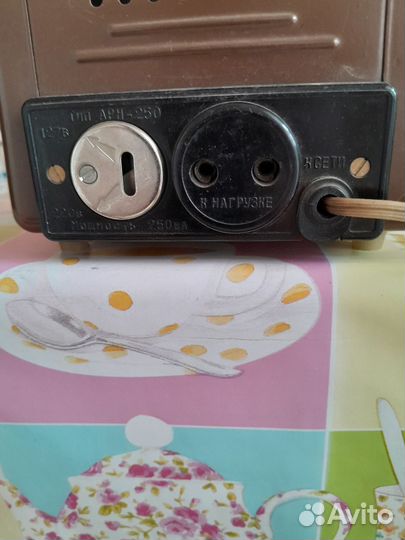 Автотрансформаторный регулятор напряжения арн-250