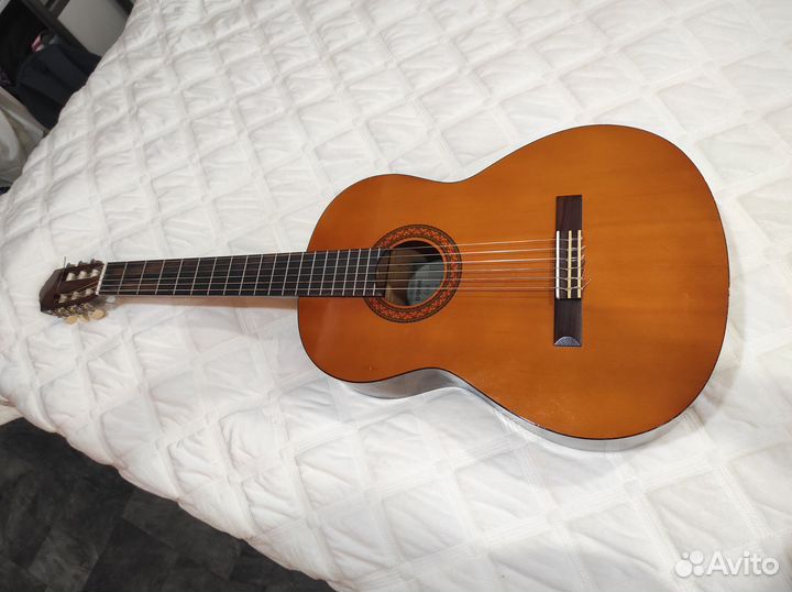 Гитара yamaha c40