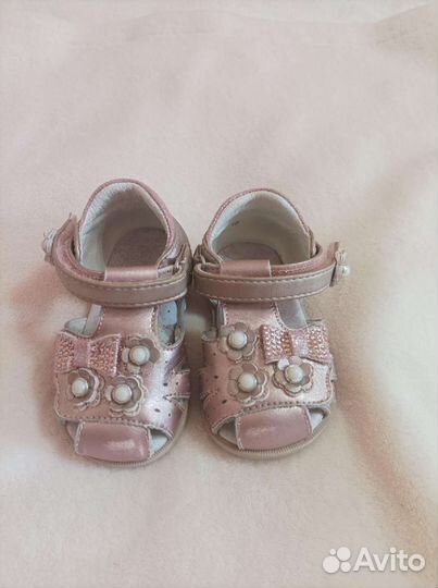 Босоножки для девочки 18 размер