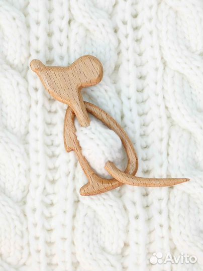 Заколка брошь-фибула деревянная