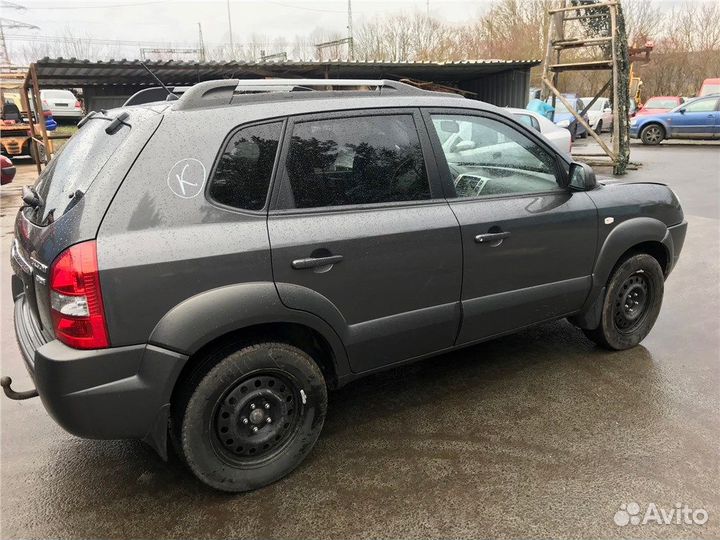 Разбор на запчасти Hyundai Tucson 1