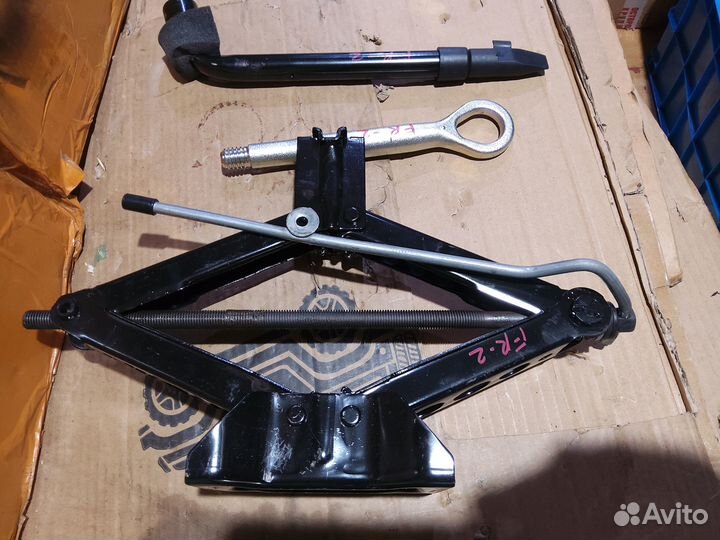 Домкрат+ Land Rover Freelander 2