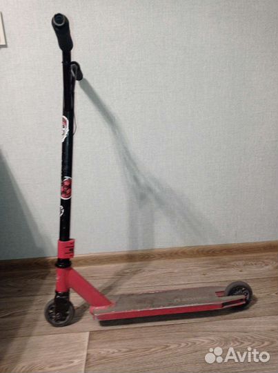 Трюковой самокат playshon