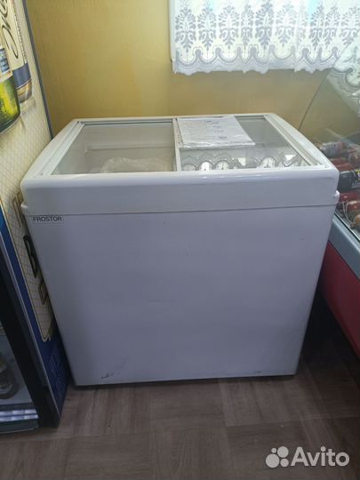 Холодильник витрина