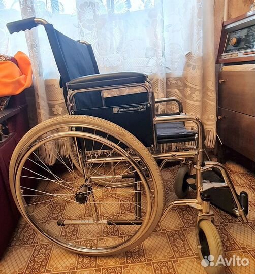 Кресло-коляска инвалидная Titan Deutschland GmbH