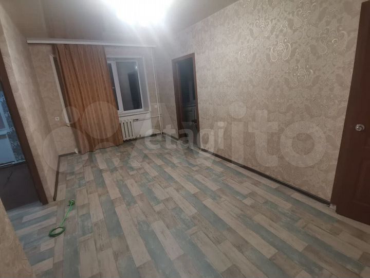 2-к. квартира, 41,8 м², 1/3 эт.