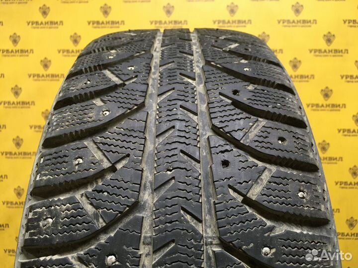 Bridgestone Ice Cruiser 7000 205/50 R17 89T