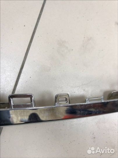 Накладка на решетку радиатора Kia Rio