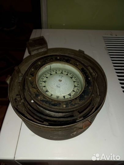 Компас шлюпочный