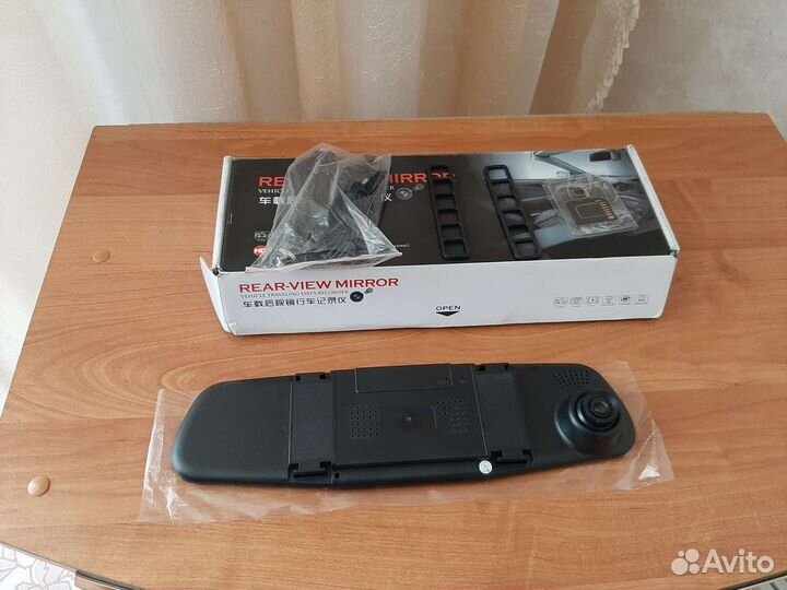 Видеорегистратор зеркало