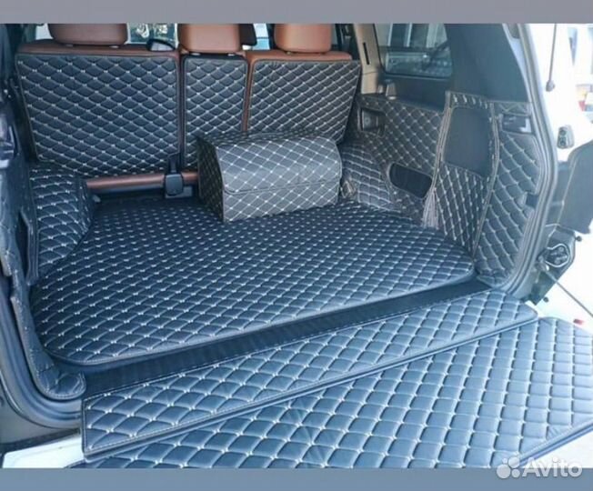 LX570/LX450d Ковер из эко кожи в багажник X7VD8