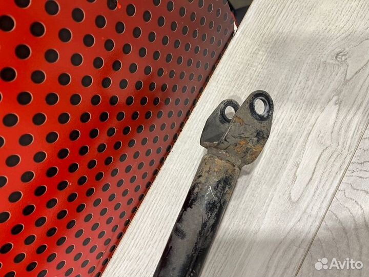 Амортизатор подвески передний Mercedes-Benz