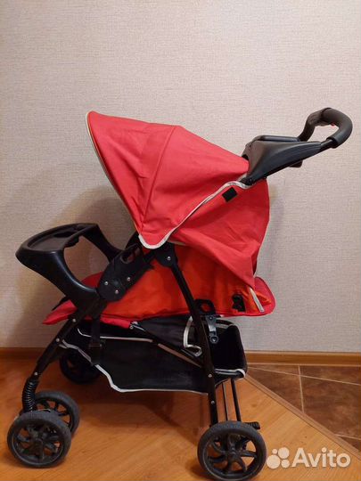 Коляска прогулочная Graco
