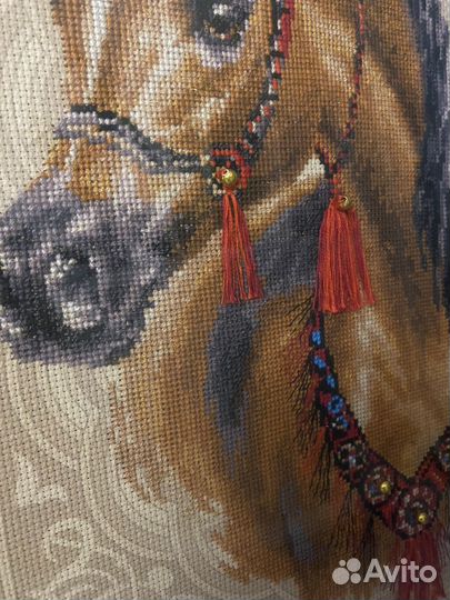 Вышивка крестом ручной работы