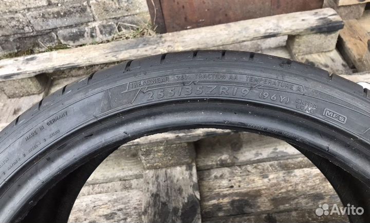 Dunlop SP Sport Maxx 255/35 R19 96Y