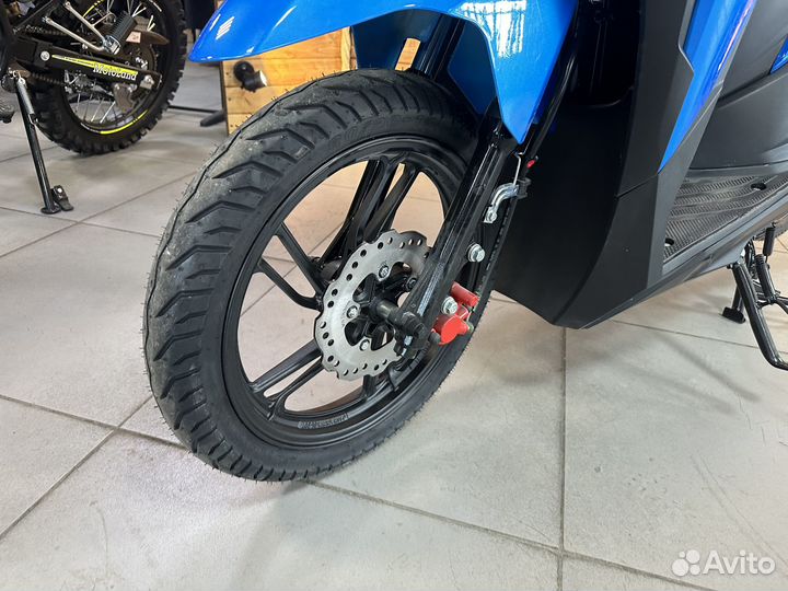 Скутер Motoland VR 150