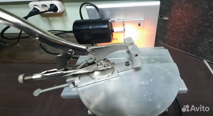 Станок для маникюрных щипчиков