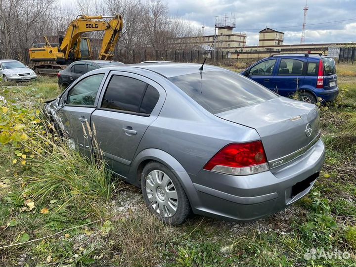 Opel astra h седан 1.6 робот в полный разбор