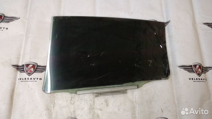 Стекло двери задней правой Lexus GS 2004-2011 год