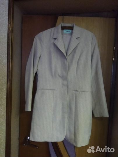 Брючный костюм женский 42 44