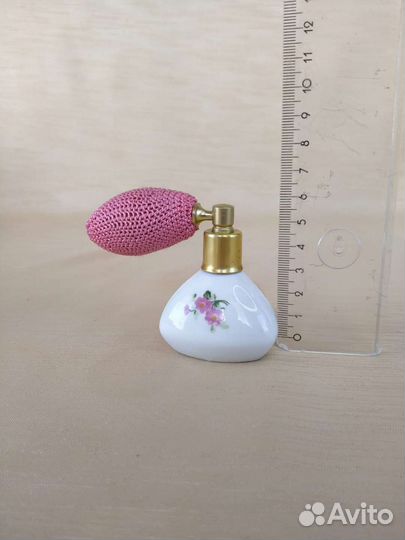 Фарфоровый флакончик для духов ГДР