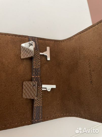 Запонки Louis Vuitton