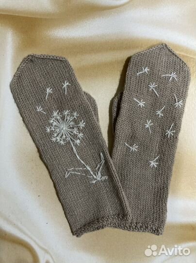 Вязаные варежки ручной работы