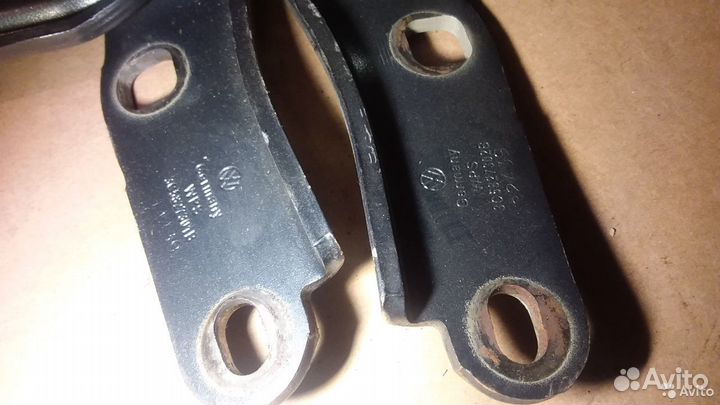 Петли багажника Volkswagen Passat B6 седан