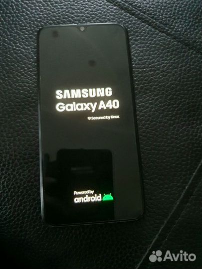 Samsung Galaxy A40, 4/64 ГБ