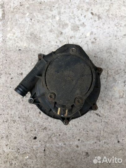 Насос продувки катализаторов mercedes M112 M113