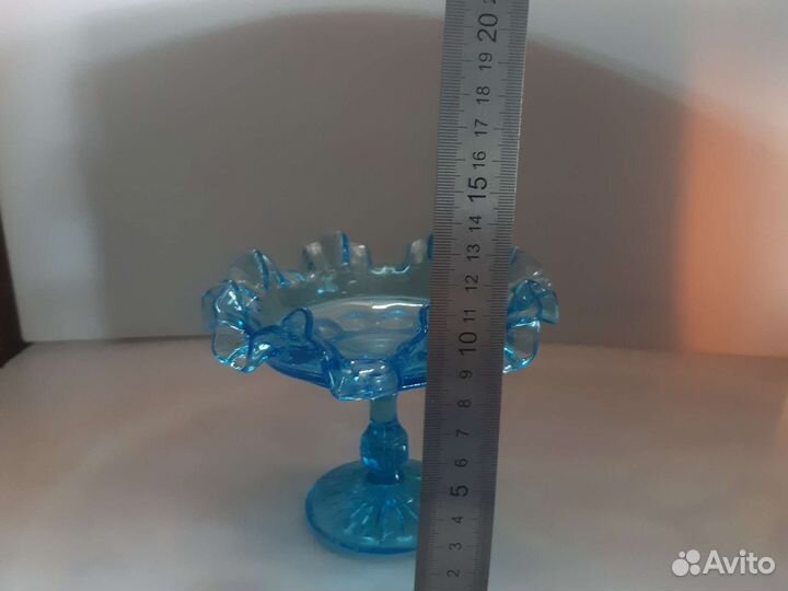 Антикварная вазочка на ножке стекло Мальцов