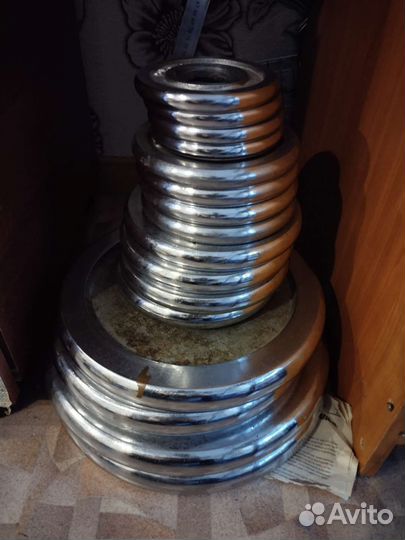 Скамья для жима лёжа, штанга, гантели, гири