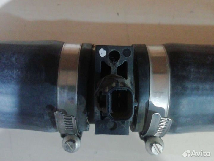 Патрубок интеркулера Форд Транзит