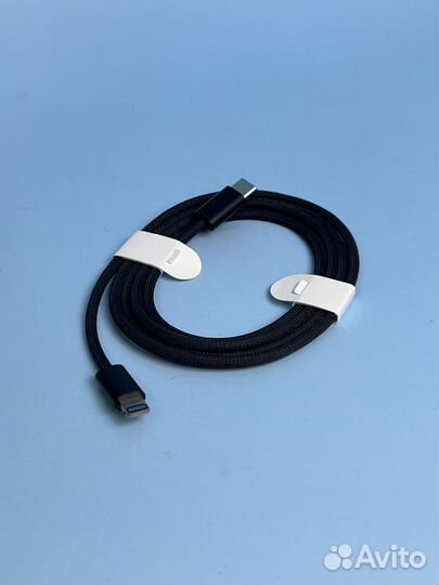 Кабель Apple Type-c to Lightning Black Woven