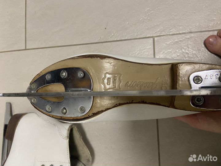 Фигурные коньки jackson freestyle 225 33/34 р-р