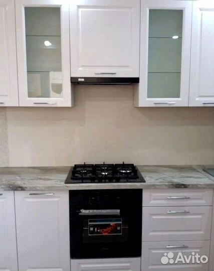 Кухня угловая на заказ.мдф фасады