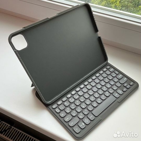Чехол-клавиатура zagg pro keys для iPad pro 11