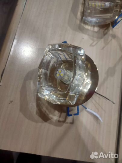 Светильники на потолок навесной