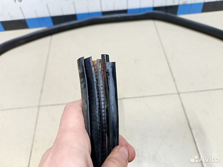 Уплотнитель (внутри) Qashqai (J10) 2006-2014