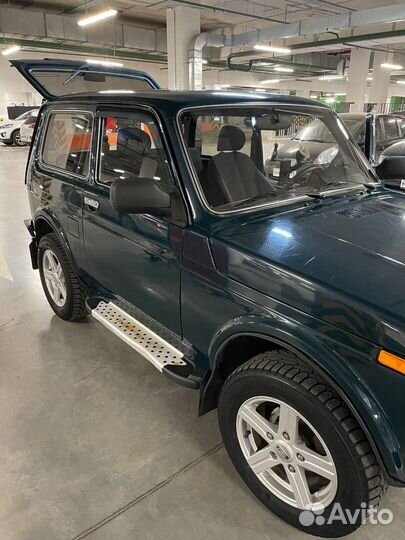 LADA 4x4 (Нива) 1.7 МТ, 2011, 155 000 км