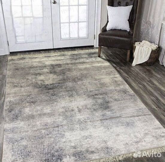 Ковер современный