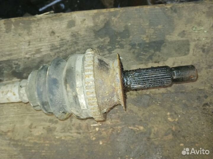 Привод передний правый Hyundai Sonata