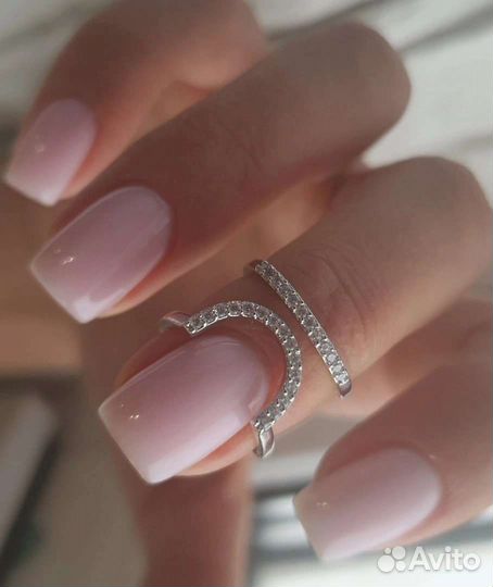 Маникюр, педикюр